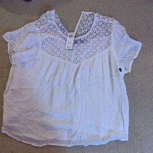 Abercrombie and fitch white top